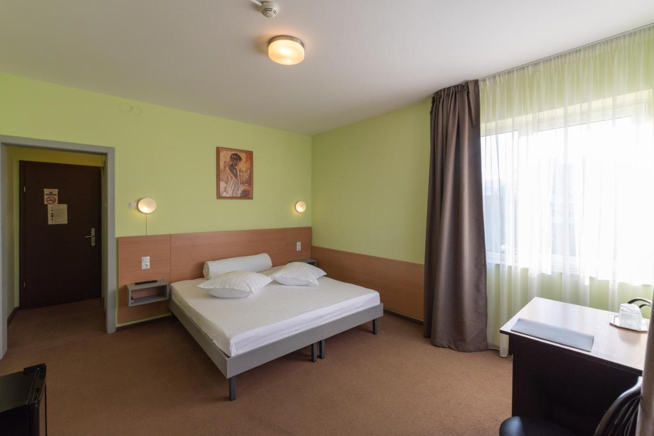 Vila Rosa 2 Hotel Cluj-Napoca Luaran gambar